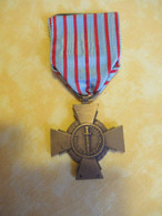 Croix Du Combattant/ République Française/ Bronze / Vers 1930-1970    MED416 - Frankreich