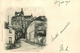 Chaumont En Vexin * La Rue De L'église - Chaumont En Vexin