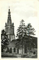 Trévé * Vue Sur Le Clocher De L'église Du Village - Andere & Zonder Classificatie