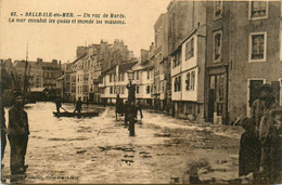 Belle Ile En Mer * Un Raz De Marée Dans Une Rue De La Ville * Belle Isle - Belle Ile En Mer