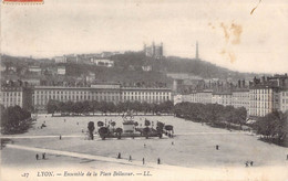 CPA France - Rhône - Lyon - Ensemble De La Place Bellecour - L. L. - Oblitération Ambulante 1907 Départ De Lyon - Autres & Non Classés