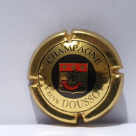 Capsule De Champagne - Veuve Doussot - Or Noir Et Rouge  - - Doussot (Veuve)