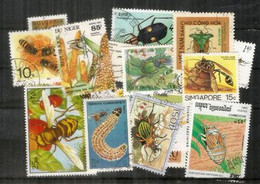 INSECTES,  Tous Differents, (25) Grands Formats.Bonne Qualité  Lot # 2 - Vrac (max 999 Timbres)