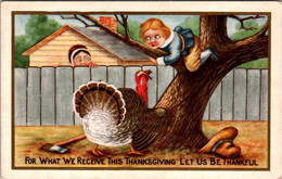 Thanksgiving With Turkey Casing Boy Up A Tree - Giorno Del Ringraziamento