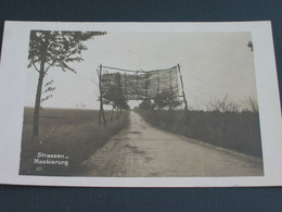 Cpa/AK Fotokarte Sehr Seltene Militärkarte Metz Strassen Maskierung Post. Gel. 19.8.16 Schwarz/weiß - Metz Campagne