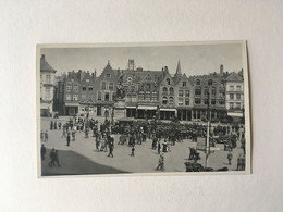 Brugge   Concert (?)  Duitse Soldaten Op De Markt  EERSTE WERELDOORLOG - Brugge