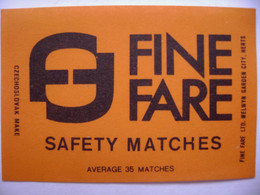 FINE FARE Ltd Welwyn Garden City Herts Safety Matches - 35 Matches, Matchbox Label (5 X 3,4 Cm) Czechoslovakia Export UK - Zündholzschachteletiketten