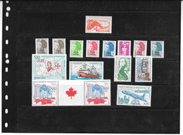 LOT Timbres ** St Pierre Et Miquelon  Sous Faciale - Collections, Lots & Séries