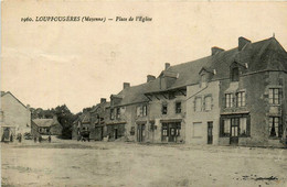 Loupfougères * La Place De L'église Du Village - Autres & Non Classés