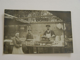 CARTE PHOTO MARCHAND AMBULANT DE FROMAGE BEURE  -ANIMEE - Mercanti