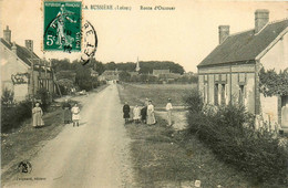 La Bussière * La Route D'ouzouer * Villageois - Autres & Non Classés