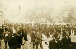 Nimes * Carte Photo * Manifestation Grève * Photographe Bedouin - Nîmes