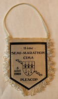 Fanion Souvenir Du 11ème Semi-marathon CIMA Du 5 Août 1989 - PLESCOP - Athlétisme