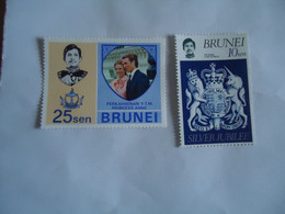 BRUNEI  MNH  STAMPS ROYAL WEDDING  JUBILEE - Brunei (1984-...)