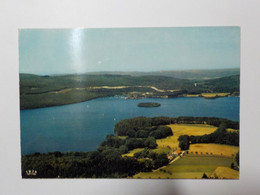 ROYERE DE VASSIVIERE  Entre Peyrat Le Chateau Et Royère   Le Lac De Vassivières - Royere