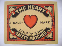 THE HEART Safety Matches CHAPA YA KOPA - Larger Matchbox Label (9 X 7,3 Cm) Czechoslovakia Export - Zündholzschachteletiketten