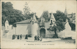 95 HERBLAY / Entrée Du Château / CARTE ANIMEE - Herblay