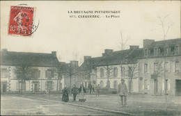 56 CLEGUEREC  / La Place / CARTE ANIMEE - Cleguerec