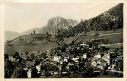 Laval * Vue Générale Du Village * La Dent De Crolles - Laval