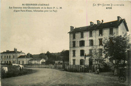 St Georges D'aurac * La Caserne Des Cheminots Et La Gare PLM * Route - Autres & Non Classés