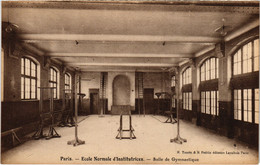 CPA PARIS Ecole Normale D'institutrices Salle De Gymnastique (1243929) - Enseignement, Ecoles Et Universités