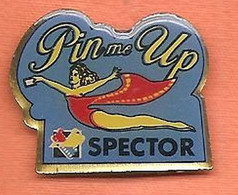 Pin's Pin Me Ups Spector Developpement Photo - Pin-ups