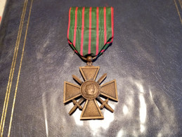 Médaille Croix Du Combattant 14-18 - Other & Unclassified