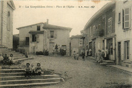 La Verpillière * La Place De L'église Du Village * Serrurier * Villageois - Other & Unclassified