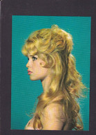 CPM Bardot Brigitte Pin Up Circulé Format Environ 10 X 15 Voir Dos - Entertainers