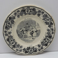 * ASSIETTE PARLANTE PORCELAINE OPAQUE CREIL & MONTEREAU LES BOISSONS CHAMPAGNE  E - Creil Montereau (FRA)