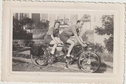 Un Couple En Vélo Tendem - Photo Format 13x8.5 (F.6351) - Moto