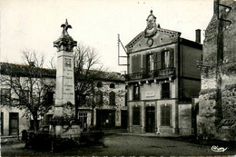 St Porquier * Place De La Mairie Et Le Monument - Autres & Non Classés