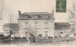 79 - MAZIERES EN GATINE - L'Ecole De Garçons - Mazieres En Gatine