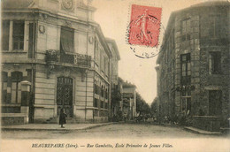 Beaurepaire * La Rue Gambetta * école Primaire De Jeunes Filles - Beaurepaire