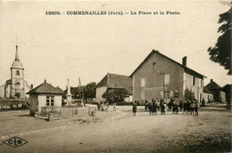 Commenailles * La Place Du Village Et La Poste * Balance Bascule Poids Public - Andere & Zonder Classificatie