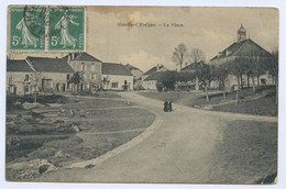 Neuilly L'Evèque, La Place - Neuilly L'Eveque