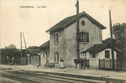 Loupeigne * La Gare Du Village * Ligne Chemin De Fer - Andere & Zonder Classificatie