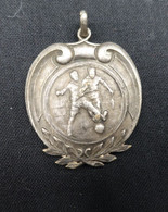 Médaille C.S.FOLA Esch Coupe Fiss Stemper 1940 Luxembourg Luxemburg Football - Autres & Non Classés