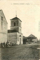 Vernois Les Vesvres * Rue Et Vue Sur L'église Du Village - Andere & Zonder Classificatie