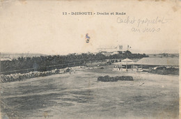 AV 334 / CPA  AFRIQUE DJIBOUTI-  DOCKS ET RADE - Djibouti