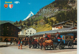 Switzerland Postcard Zermatt Wallis Bahnhofplatz Mit Kutschen Matterhorn Mt. Cervin 1980 Carriage - Matt