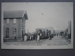ROISIN  - HONNELLES Le Tram Vicinal à La Station - Honnelles