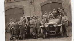 HAGUENAU GROUPE DE SOLDATS AUTOMOBILES  ( CARTE PHOTO ) - Haguenau