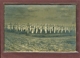 MILITARIA - CARTE PHOTO - TOMBES DE SOLDATS ANGLO-SAXONS MORTS EN 1918 - TOMBES CHRETIENNES ET ISRAELITES - Cimetières Militaires