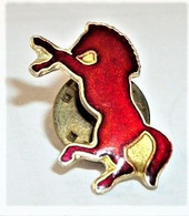 Pin's Cheval Cabré - Animaux