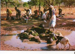 BURKINA FASO - BLEDOUGOU - Province De La Komoé - Le Point D'eau - Burkina Faso