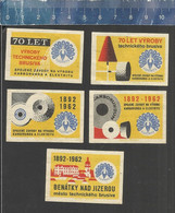 Spojené Závody Pro Výrobu Karborunda A Elektritu ( 70 YEARS CARBORUNDUM ) Czechoslovakian Matchbox Labels 1962 - Zündholzschachteletiketten