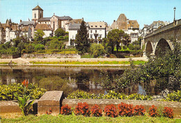 19 - Argentat - Vue Sur La Ville Baignée Par La Dordogne - Argentat