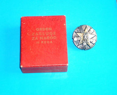 YUGOSLAVIA (FNRJ) - Early Model ORDER OF NATIONAL MERIT III Class In Box SILVER & NUMBERED Jugoslawien Jugoslavia JNA - Autres & Non Classés