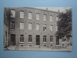 Pensionnat Des Soeurs De Ste Marie, Place Du Chapitre, Fosses (Namur) - Façade Intérieure - Fosses-la-Ville